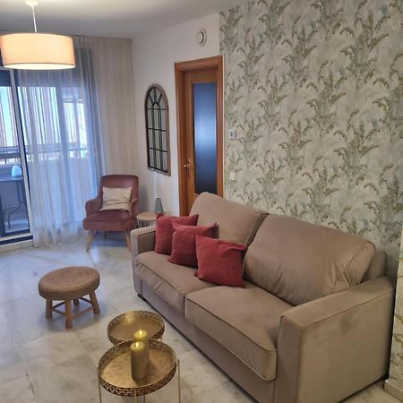 Holidays2Malaga Ayala 450 Mts From Beach & Terrace Buitenkant foto