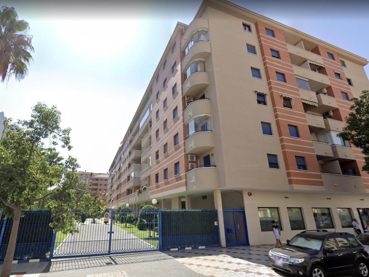 Holidays2Malaga Ayala 450 Mts From Beach & Terrace Buitenkant foto
