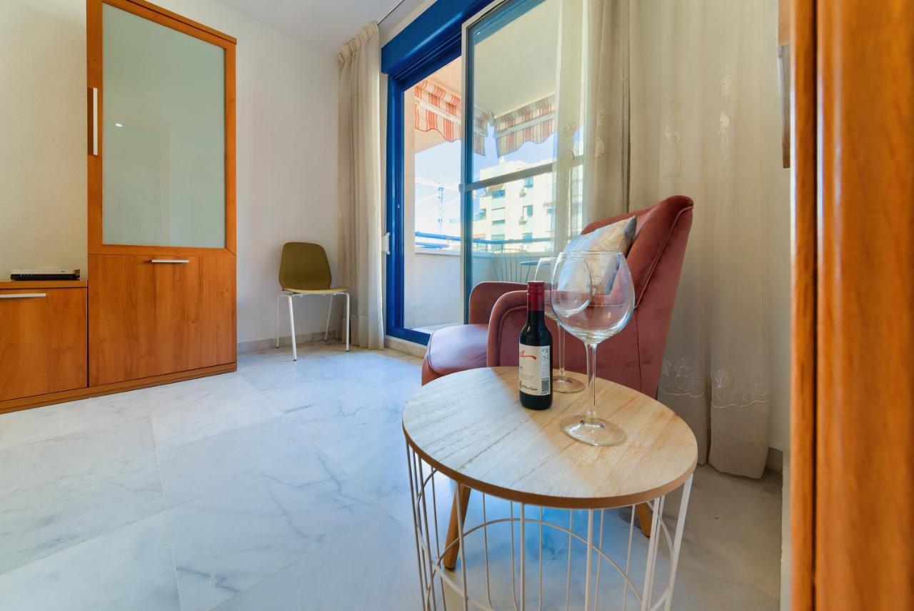 Holidays2Malaga Ayala 450 Mts From Beach & Terrace Buitenkant foto