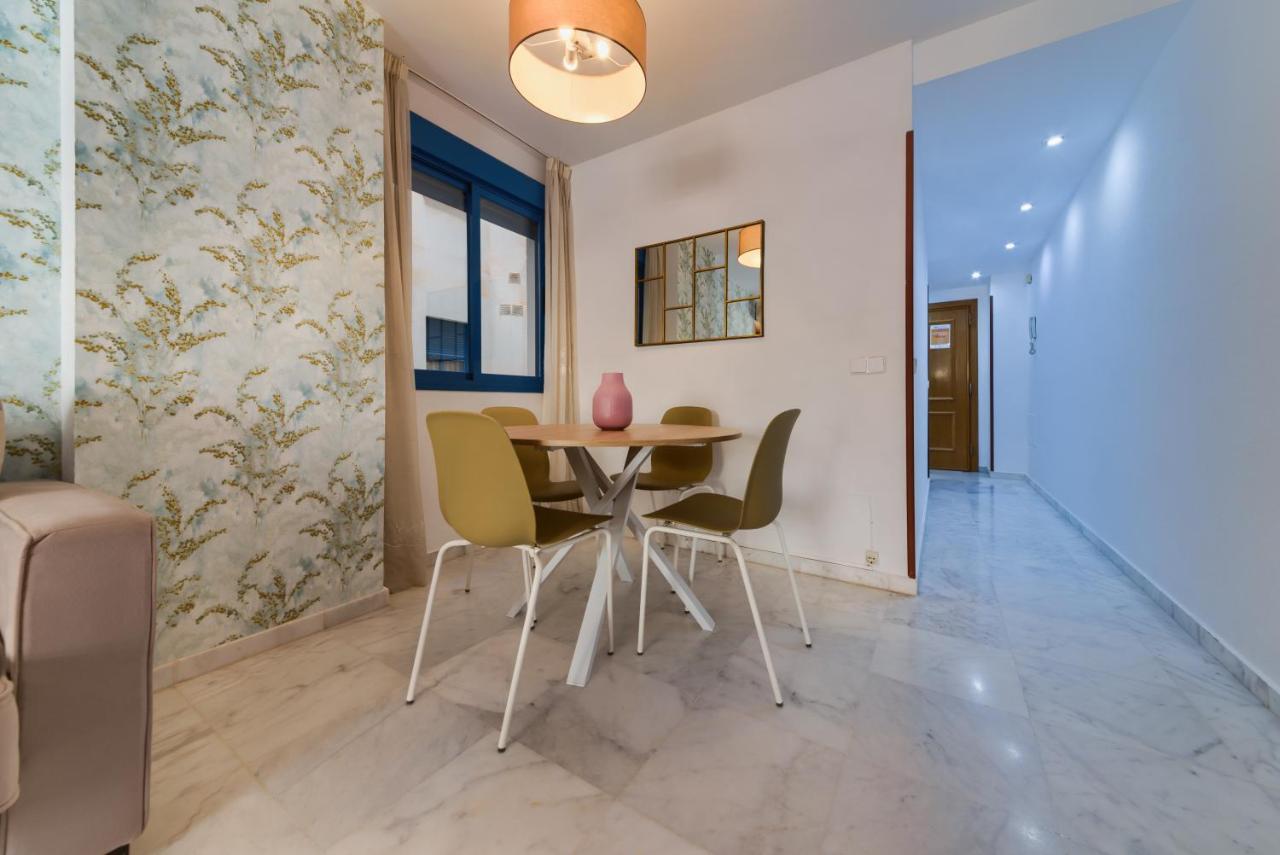 Holidays2Malaga Ayala 450 Mts From Beach & Terrace Buitenkant foto