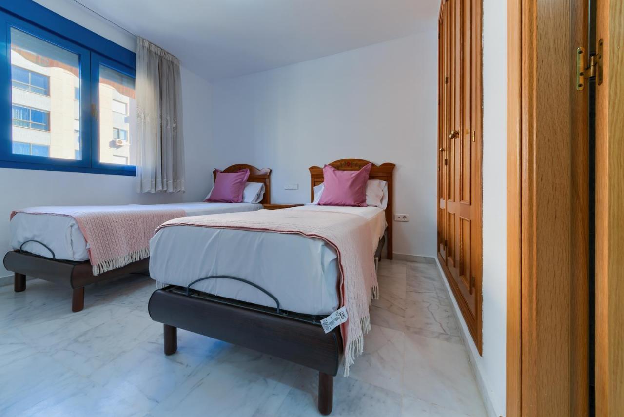 Holidays2Malaga Ayala 450 Mts From Beach & Terrace Buitenkant foto