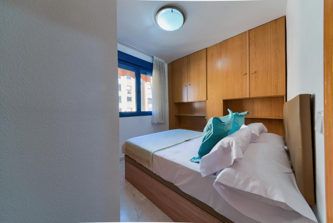 Holidays2Malaga Ayala 450 Mts From Beach & Terrace Buitenkant foto