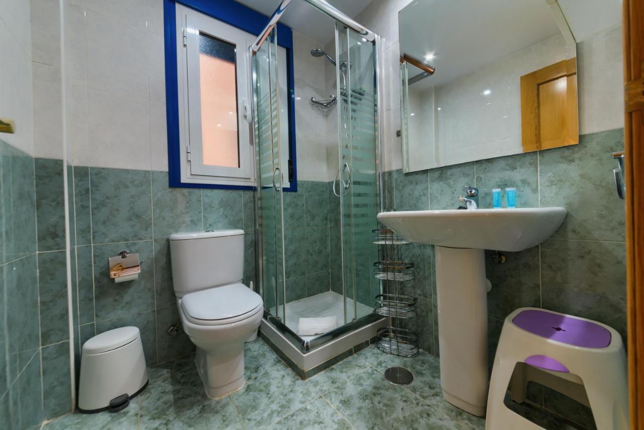 Holidays2Malaga Ayala 450 Mts From Beach & Terrace Buitenkant foto