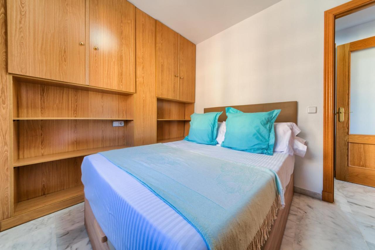 Holidays2Malaga Ayala 450 Mts From Beach & Terrace Buitenkant foto